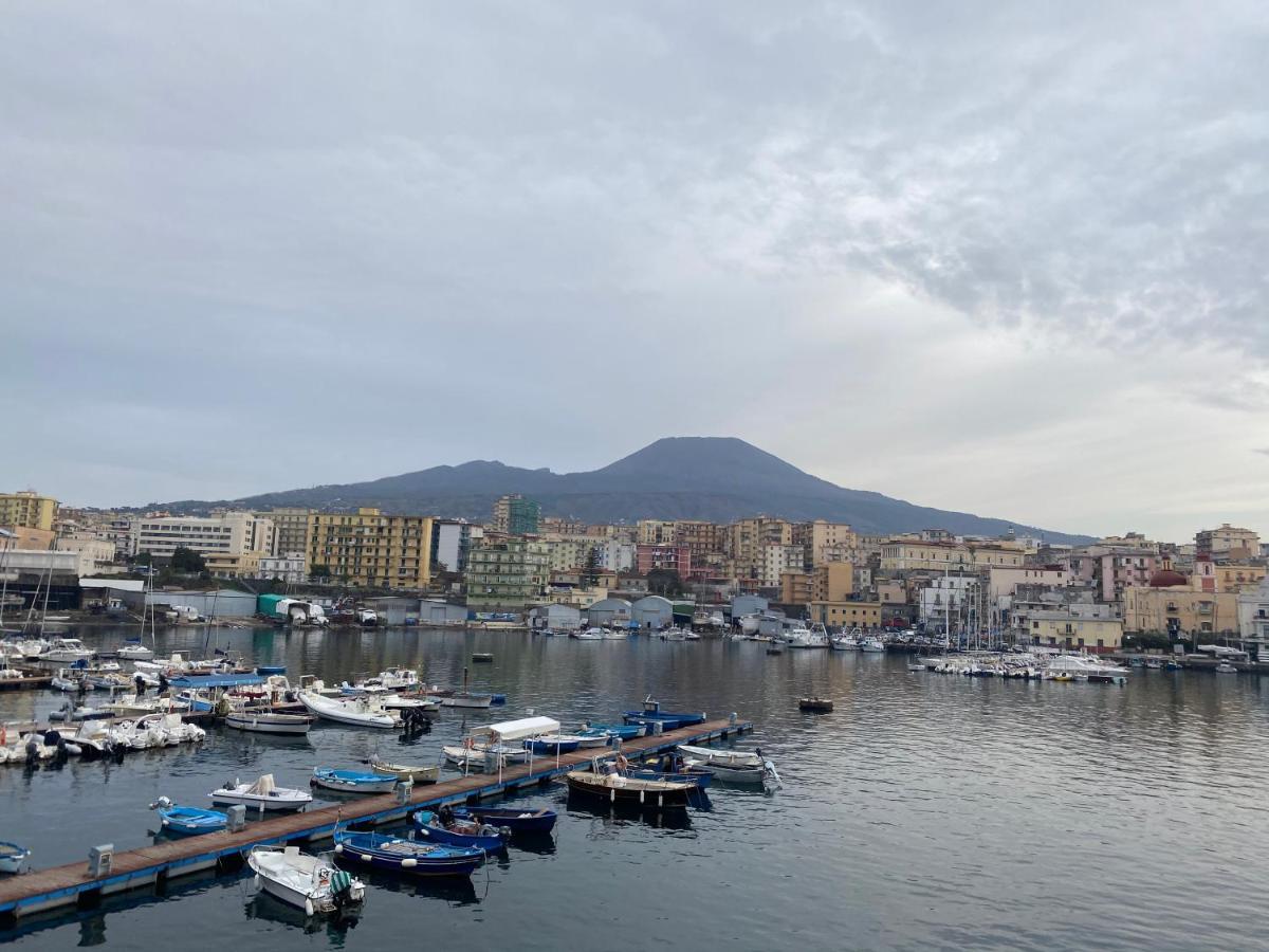 La Via Del Mare Bed and Breakfast Torre del Greco Buitenkant foto